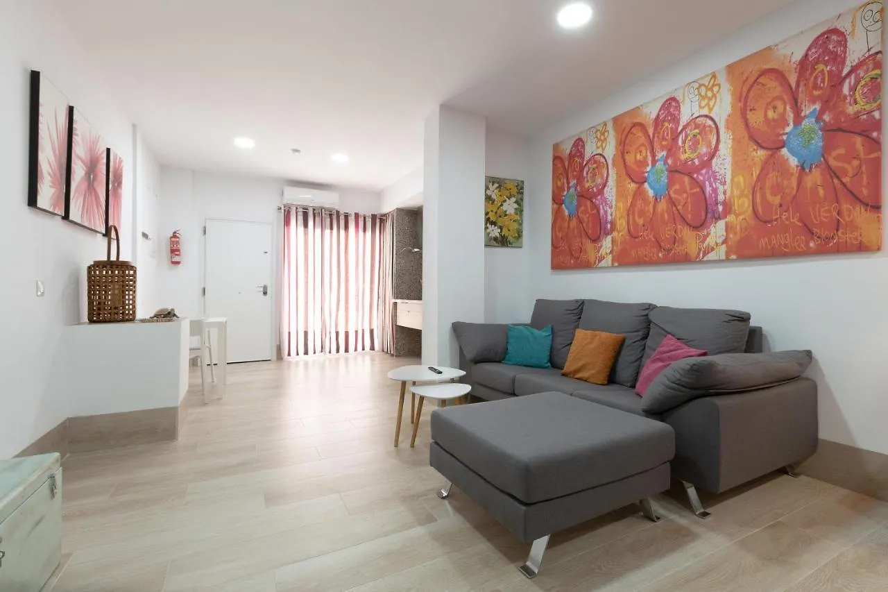 Loft A 3 Minutos Bus Y Tren Apartment Malaga